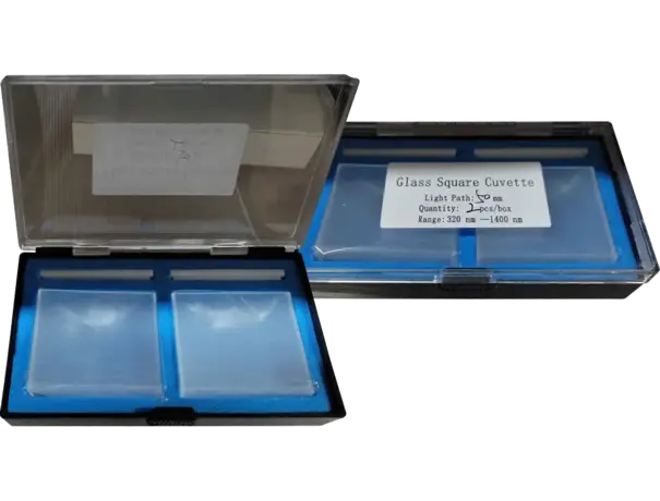 SQUARE CUVETTES.GLASS 30mm 3