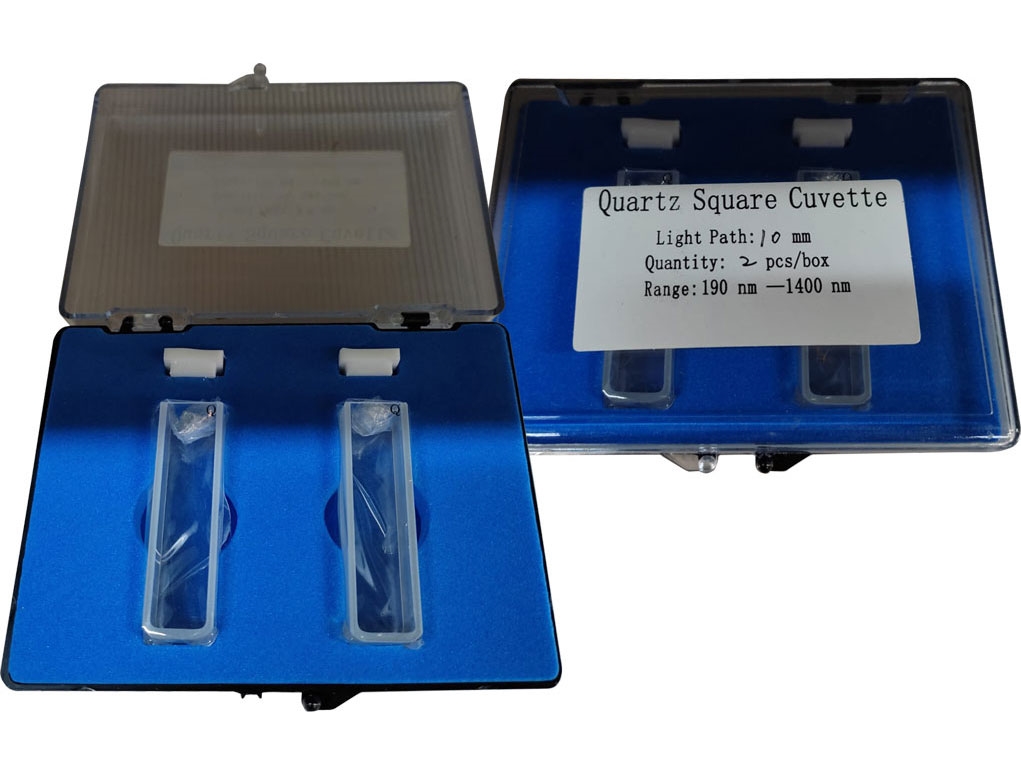SQUARE CUVETTES.QUARTZ 10mm 3
