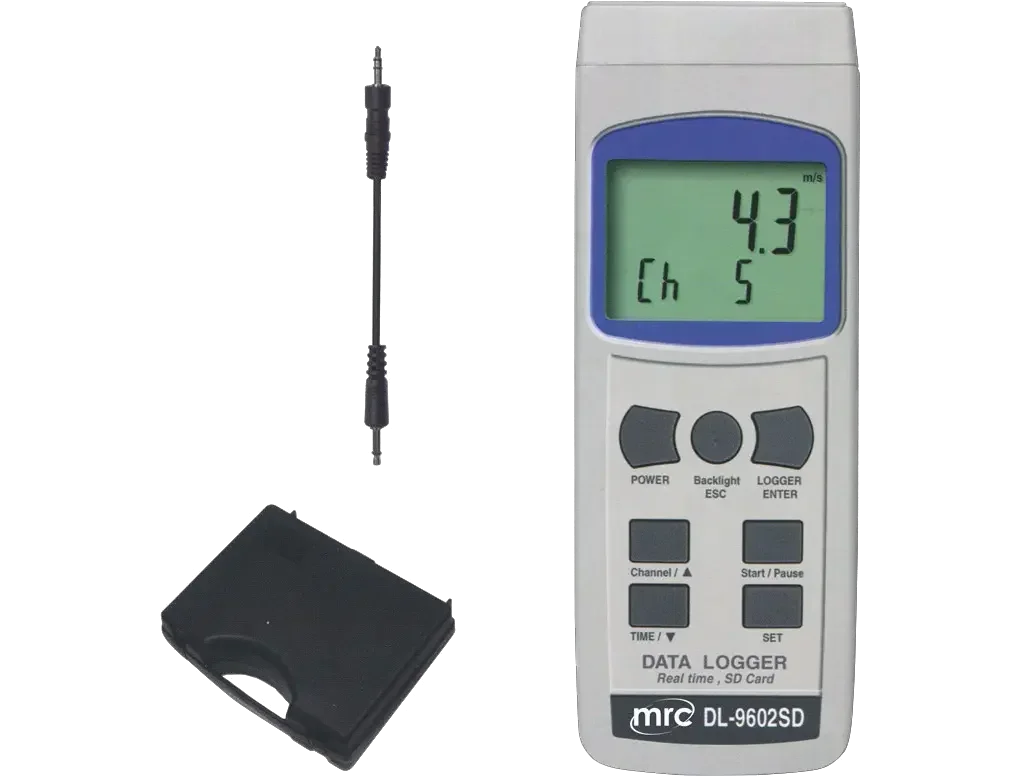 אוגר מידע SD CARD